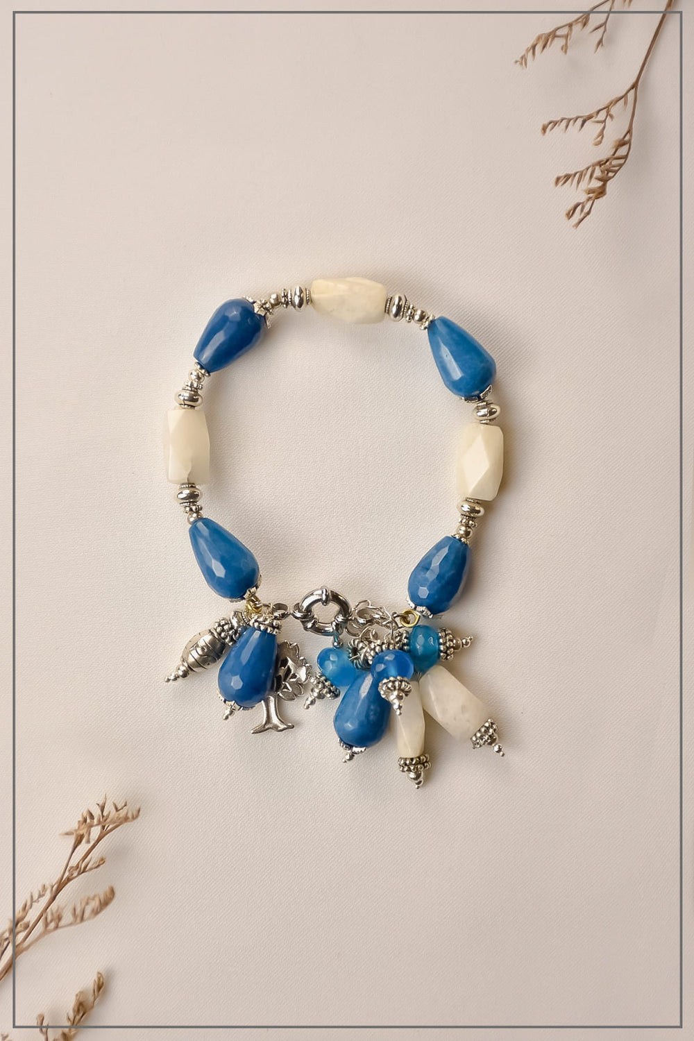 Radiant Blue Bracelet - Malbus