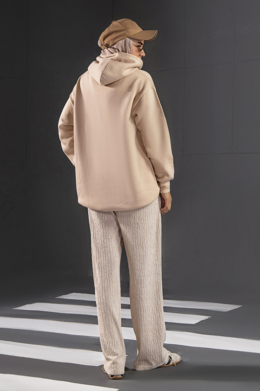 Warm Beige Zipper