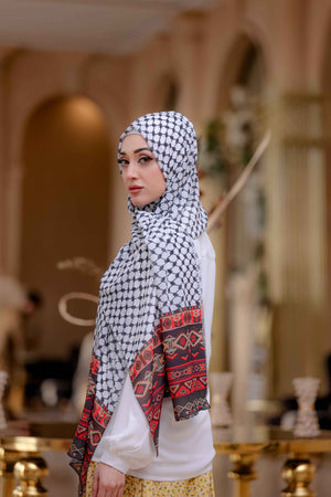 Traditional Palestinian Keffiyeh