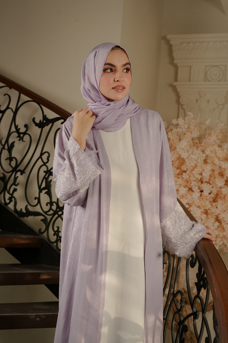 Lavender soft sleeve aari
