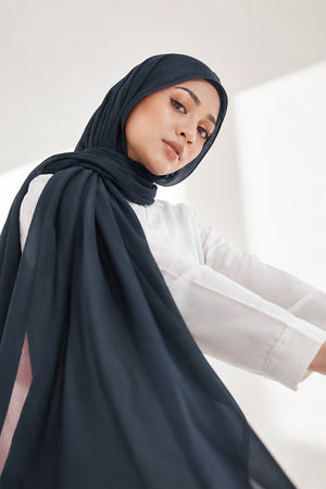 Hijab en mousseline de soie de luxe - Bleu marine