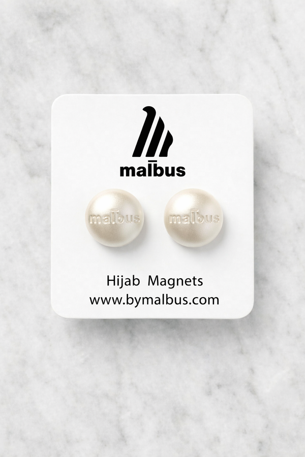  Pearl White Magnet by Malbus