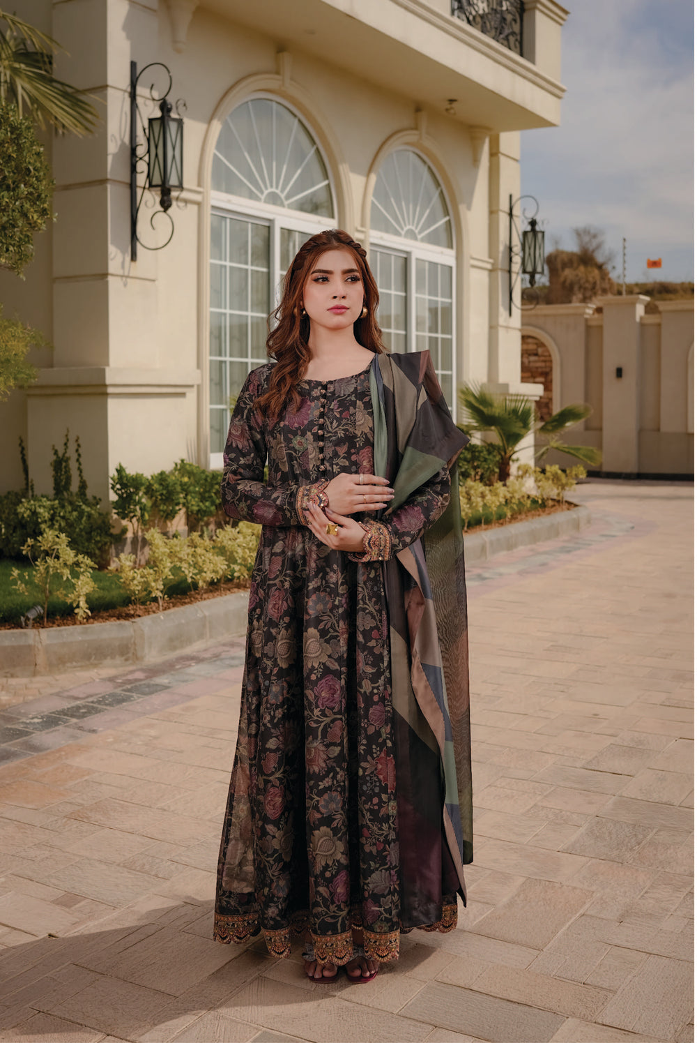 Shop Maxi Dresses for Women Online in Pakistan - Malbus Shop Maxi Dresses for Women Online in Pakistan - Malbus