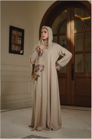 Sandshell Silk Signature Abaya