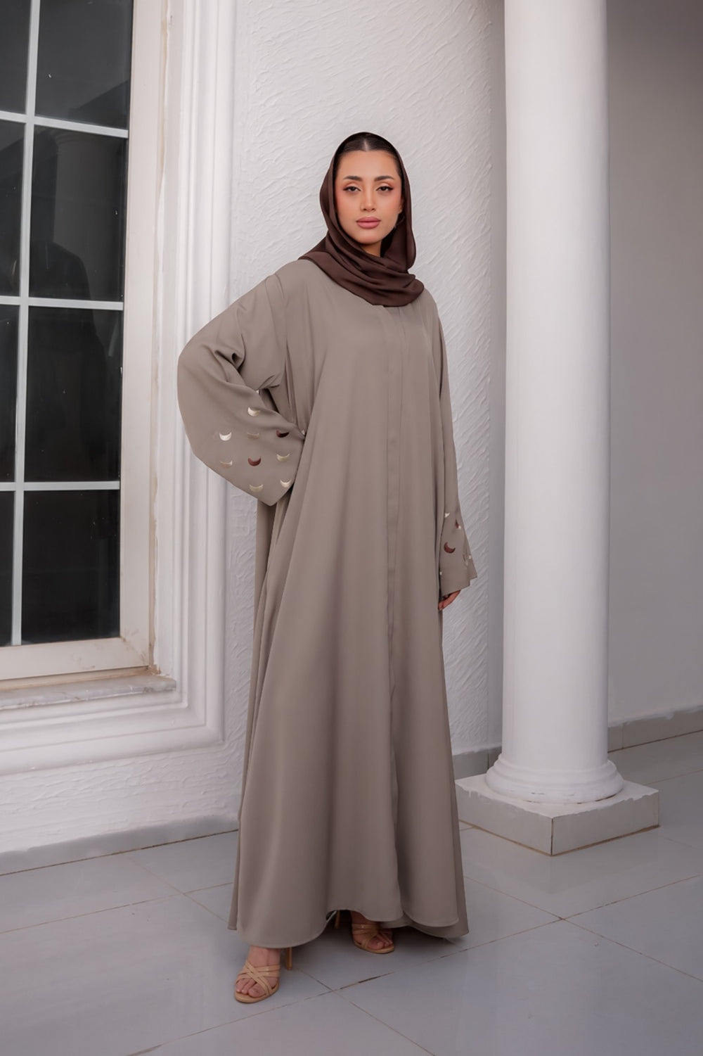 Topkapi Crescent Taupe Abaya