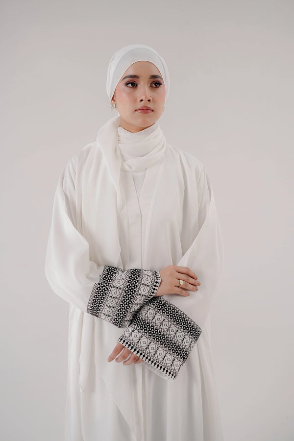 White Geometric Embroidered Abaya