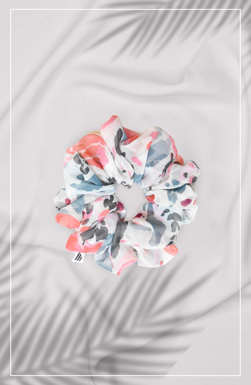 Abstract White Floral Scrunchie - Malbus