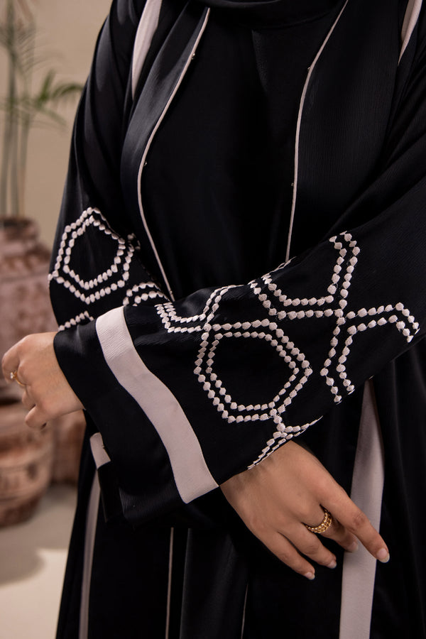 Black Hexagon Abaya - Malbus
