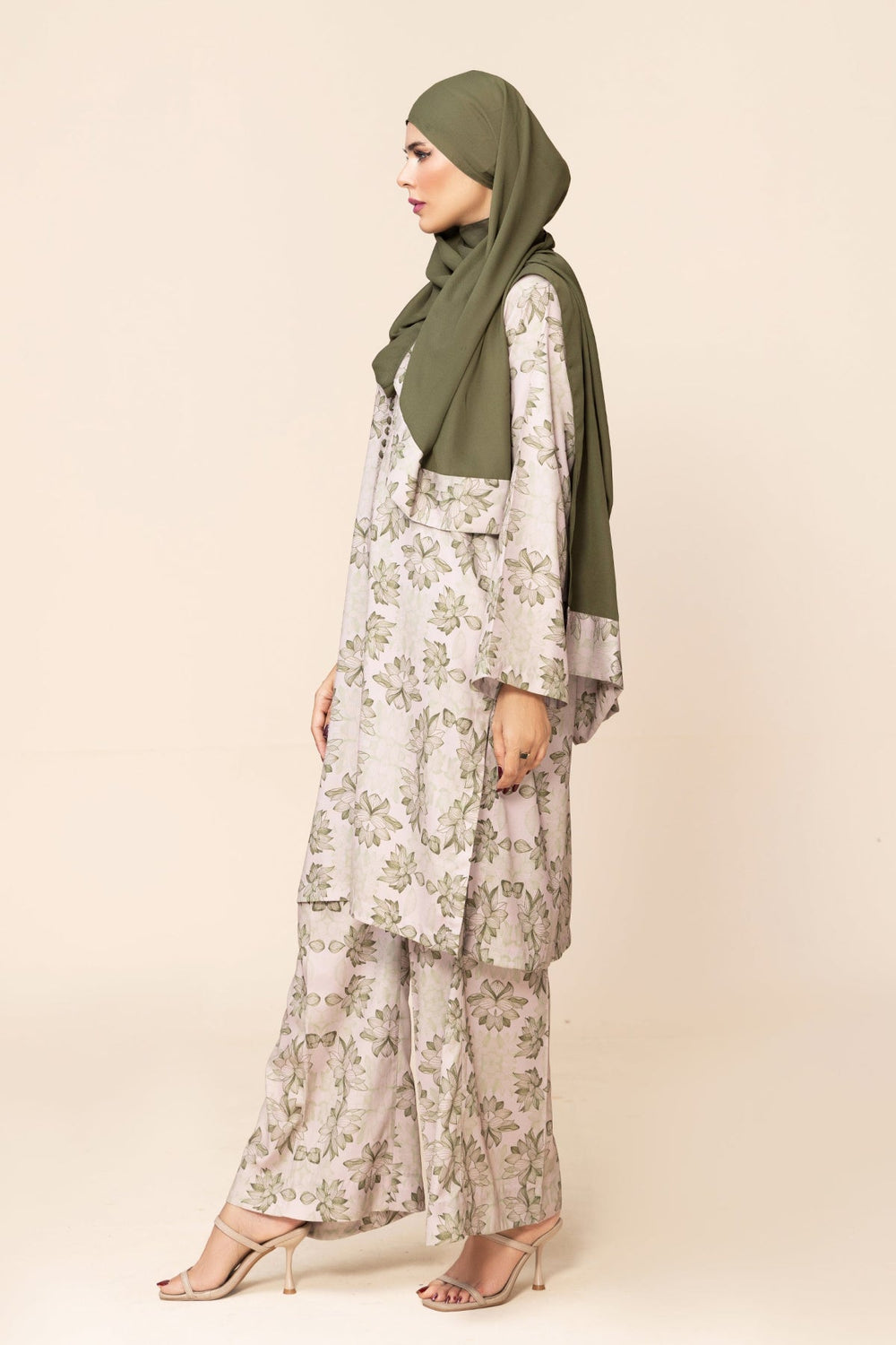 Olive Bloom - Malbus